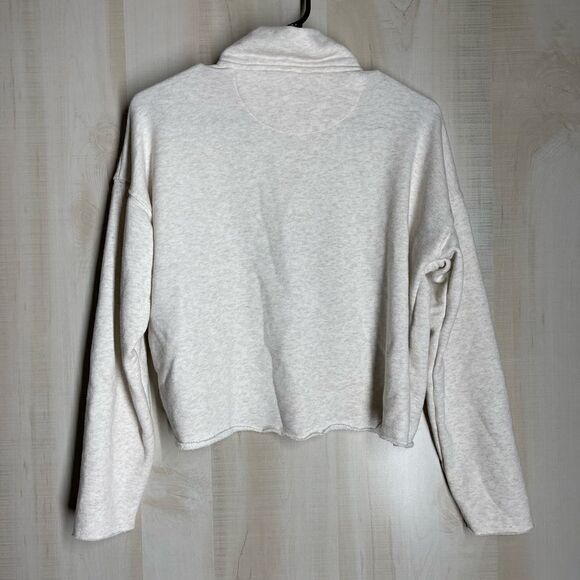Aerie light gray cropped 1/4 zip long sleeve sweatshirt, size XS - Picture 11 of 12